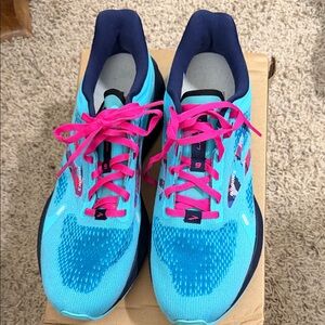 Brooks Women's Teal and Pink Athletic Shoes